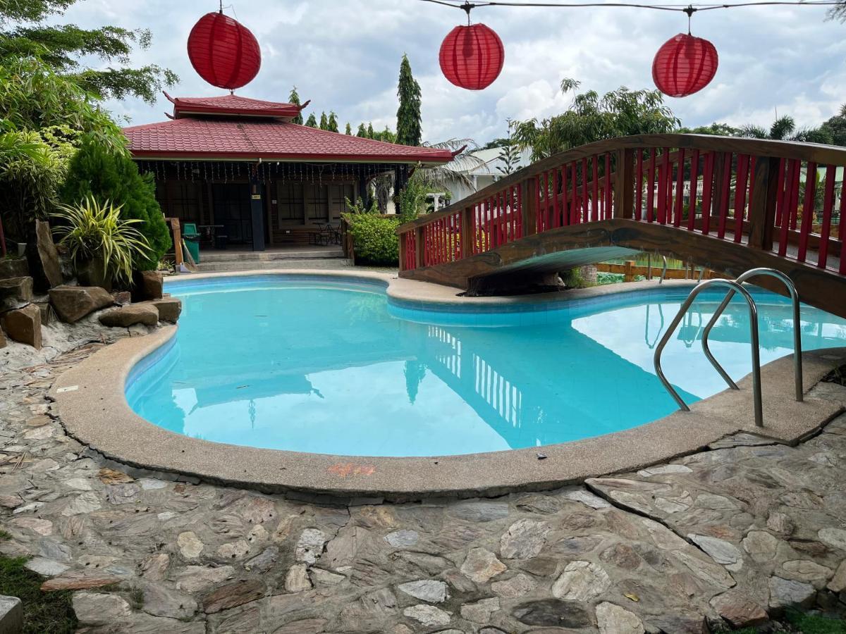 Torres Farm Resort Powered By Cocotel Naic Exterior photo