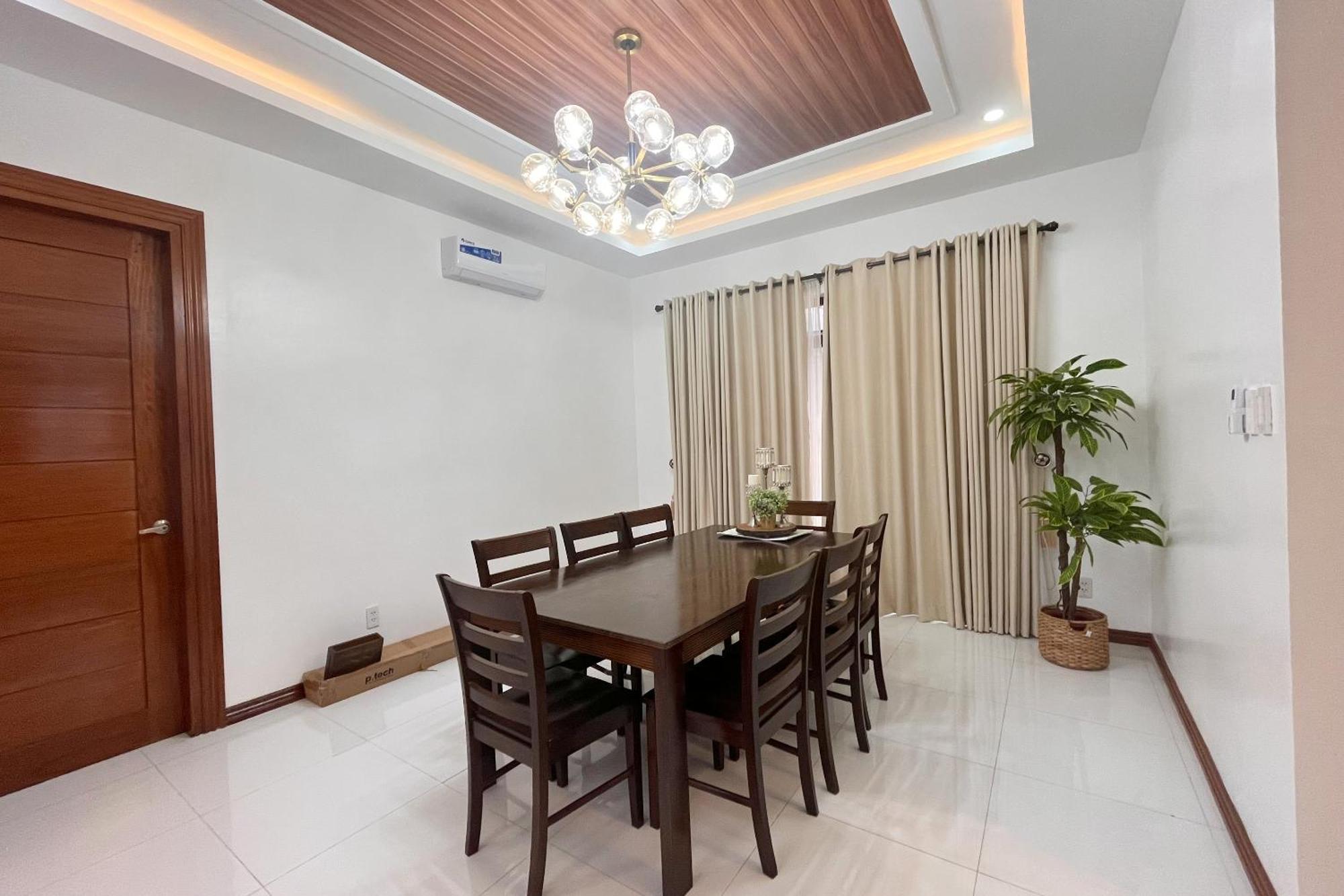 Torres Farm Resort Powered By Cocotel Naic Room photo